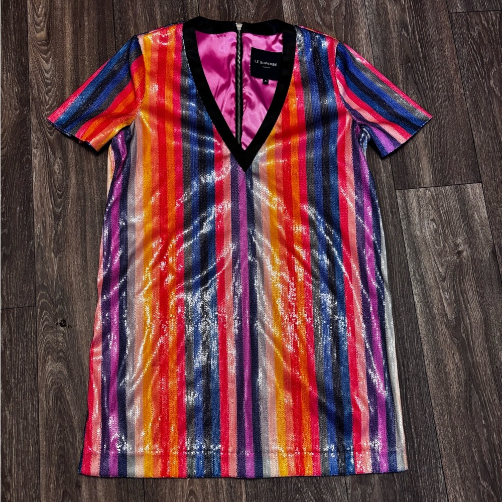 Le Superbe sequence mini dress Sz 8-425